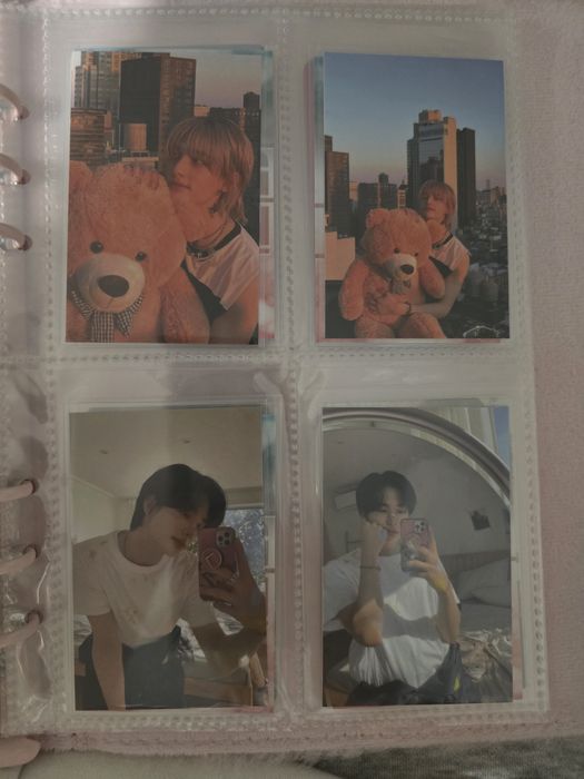 Stray kids hyunjin photo cards