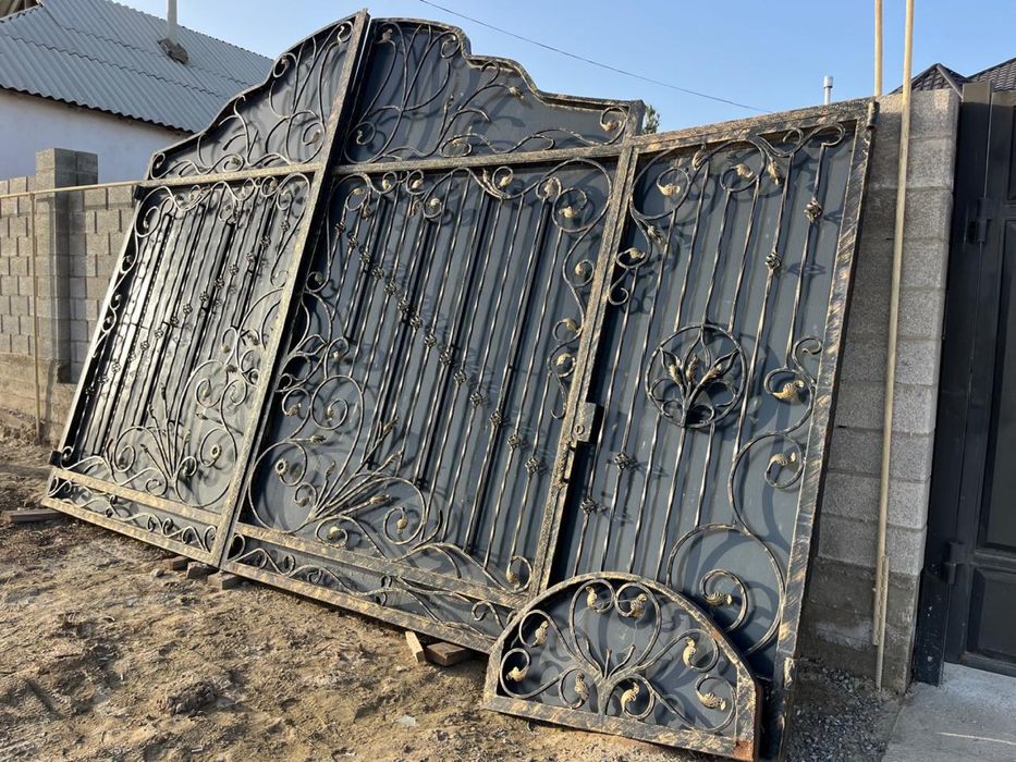 Кованные ворота новый, не б/у