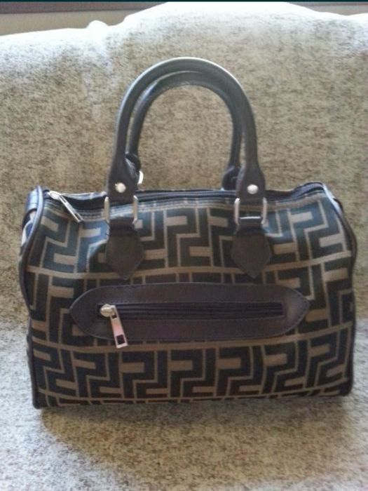 Нова дамска чанта