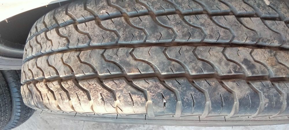 Anvelopă 205.70.16.C+janta in 6 gauri