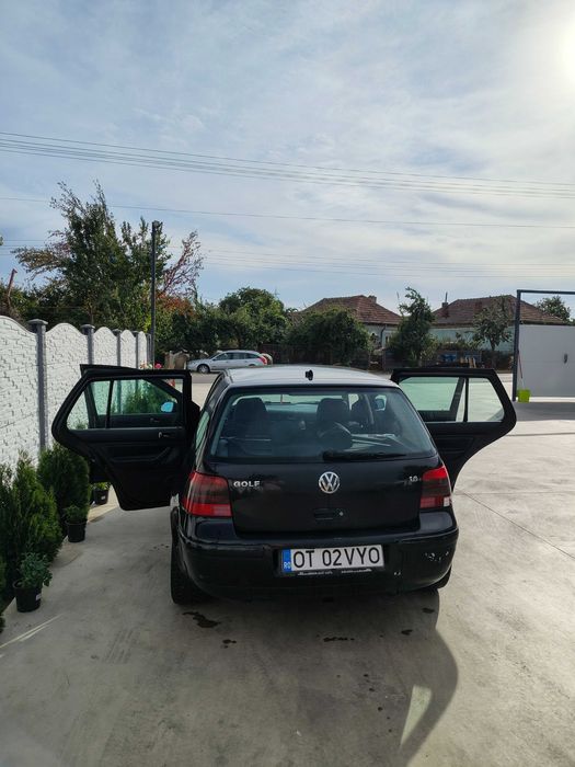 VW Golf IV 1.6 benzină