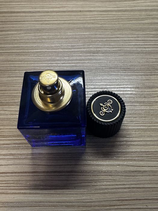 Parfum nisa unisex Carved Oud Thameen