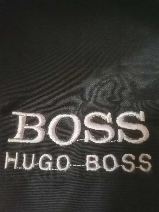 Яке и блуза BOSS  пуловери LACOSTE неразличими от нови.