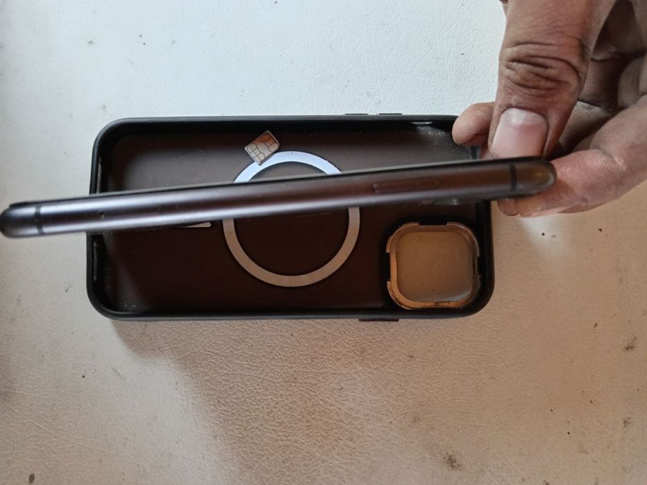 Iphone 11 holati alo