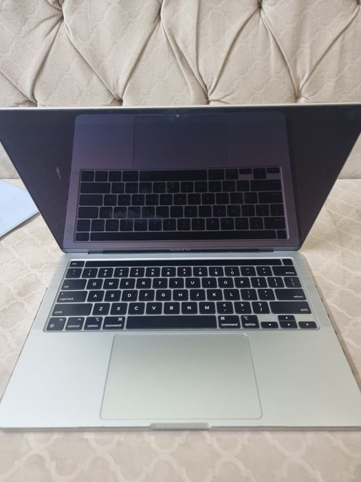 Macbook pro m1  512gb16gb   13inch