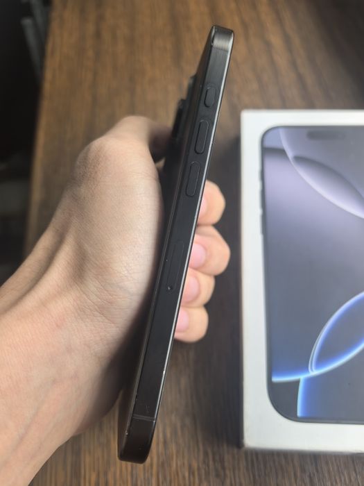 iPhone 16 pro 95% 256gb full