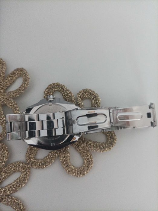 Продавам Seiko 8F56