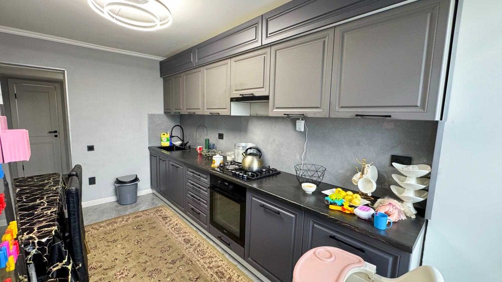 Продам 6 комн Арнагуль Империя