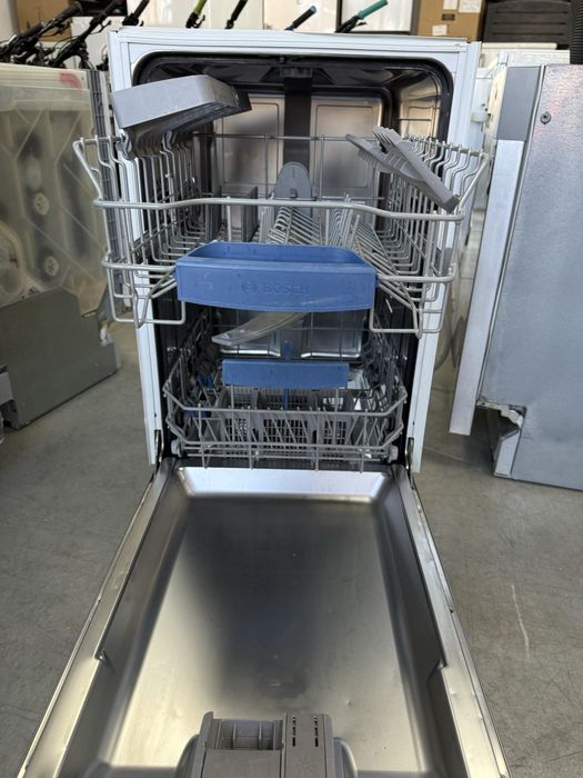 Съдомиялна машина за пълно Вграждане BOSCH 45см