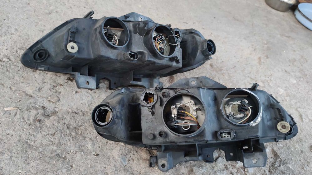 Фарове за Рено Лагуна