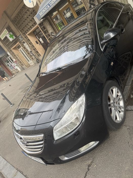 Opel Insignia - 2011