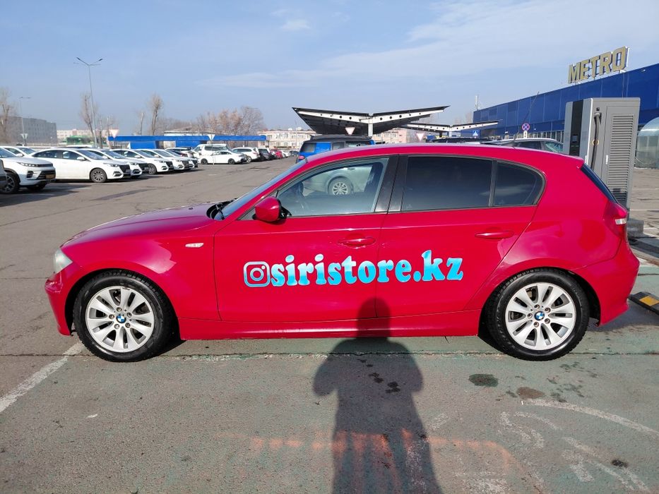 БМВ 116i 2010 год продам