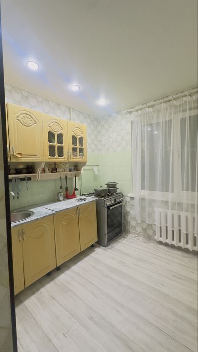 Продам 2х квартиру Ауэзова 4