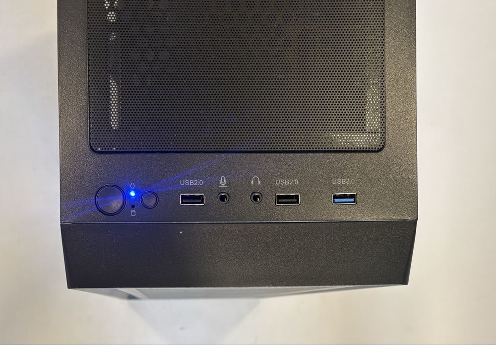 Геймърски компютър AMD Ryzen 5 3600,AMD RX 6600 8GB, 16GB, 256GB SSD
