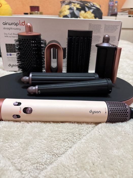 Сешоар маша Dyson