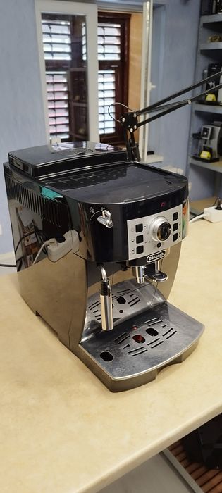DeLonghi magnificaS perfect cu garanție