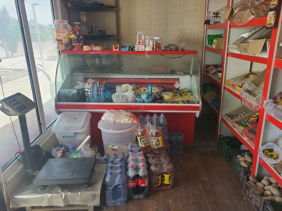 Витрина холодильник