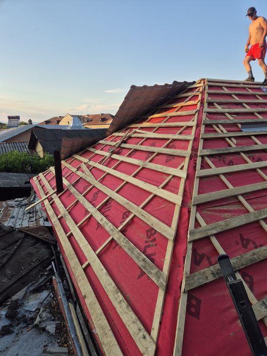 Constructii acoperisuri .reparati urgente