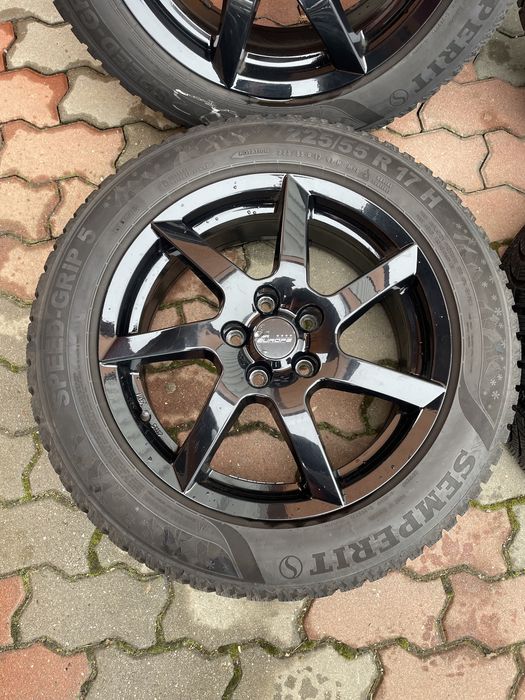Jante de aluminiu Audi/VW R17 cu cauciucuri ca noi de iarna