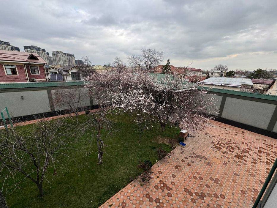 Продается Углавой 10 соток ЗЕМЛИ,  Азербайджанский ЦЕНТР ‼️