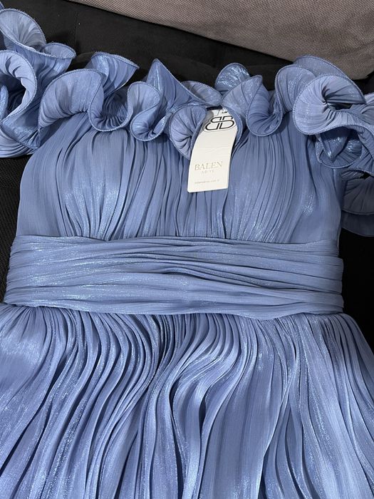 Rochie de ocazie cu volane