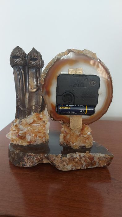 Ceas de masă Ric-Art ,  din agat și bronz