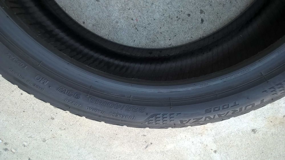 Set 4 anvelope de vara 225 40 19 bridgestone turanza T005 cu 7 mm