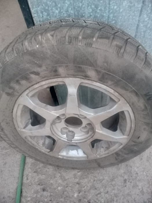 Шины с дискоми бу