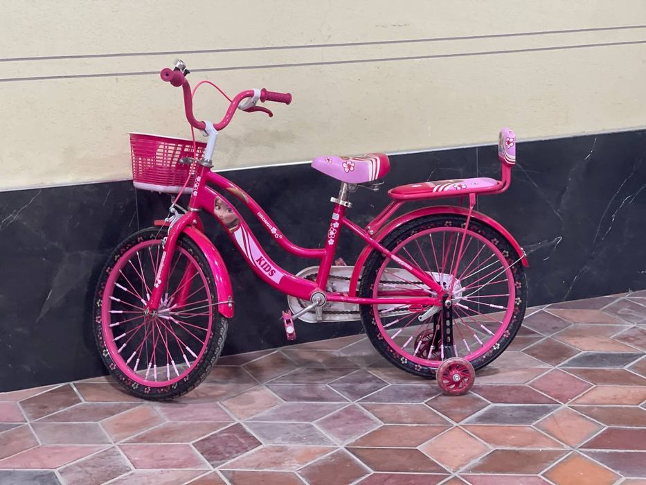 Продаеться детский велосипед