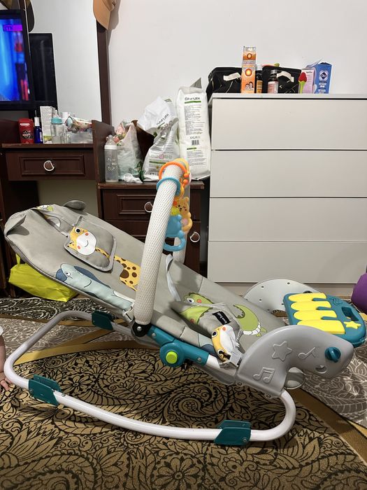 Музыкальный Шезлонг б/у