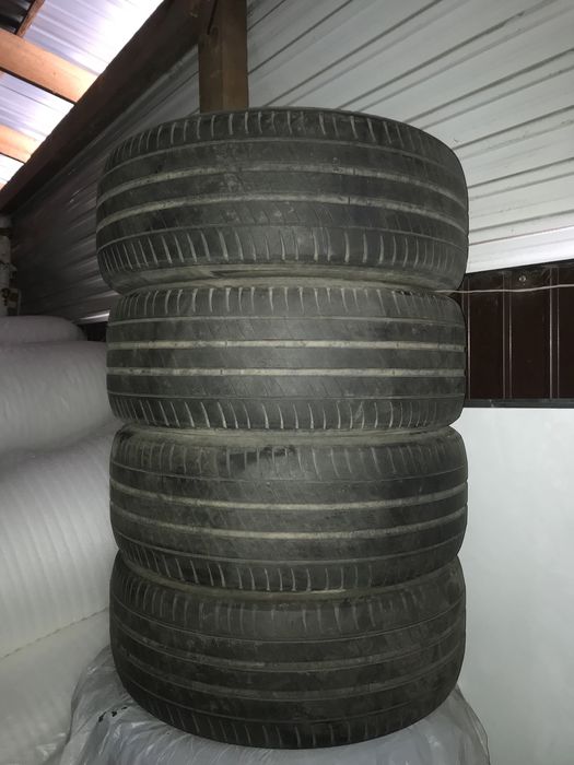 235/55/R17 235/55/17