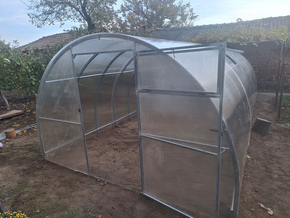 Поликарбонатна оранжерия 4x3 метра, 67 см разстояние, SUNNY Strong II