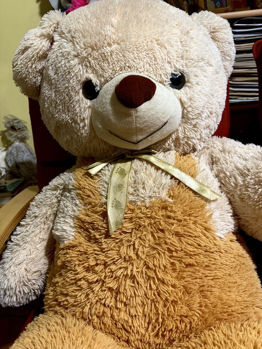 Голямо плюшено мече