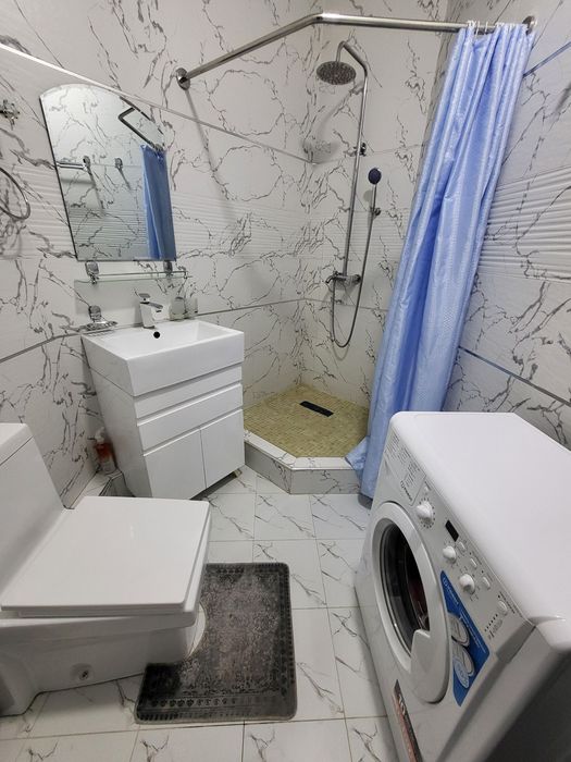 Сдаётся в аренду своя  квартира 2/2/5 сергели golden house