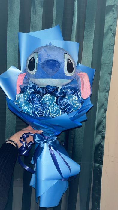 Букет с плюшена играчка и рози - Stitch/ Мече “Love”