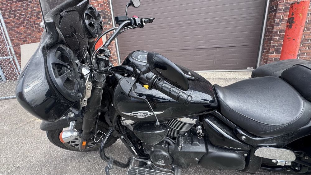 Suzuki boulevard C90