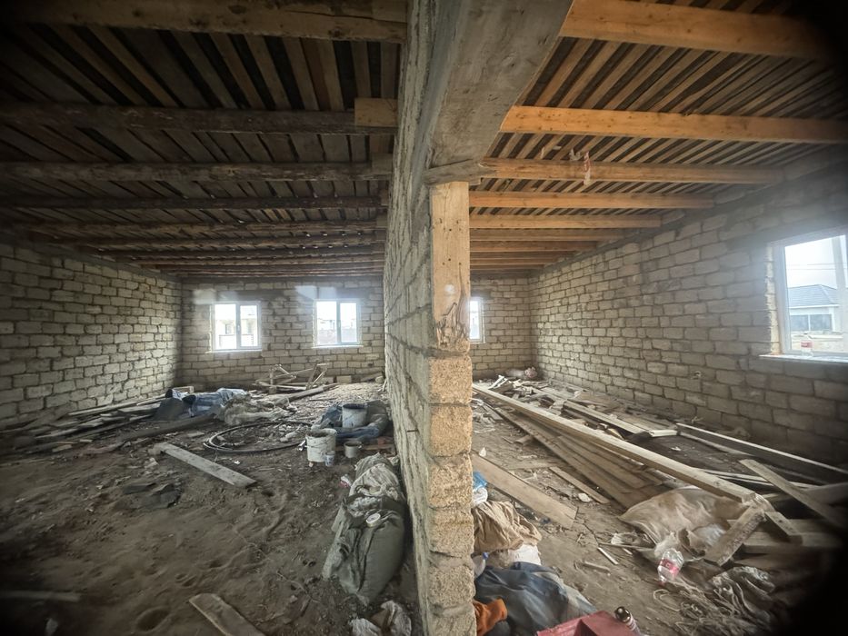 продается 4 - комнатный дом в микрорайное Самал 3 проезд