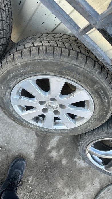 Комплект Camry 40 шины, диски