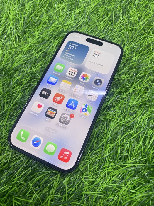 Смартфон Apple iPhone 15