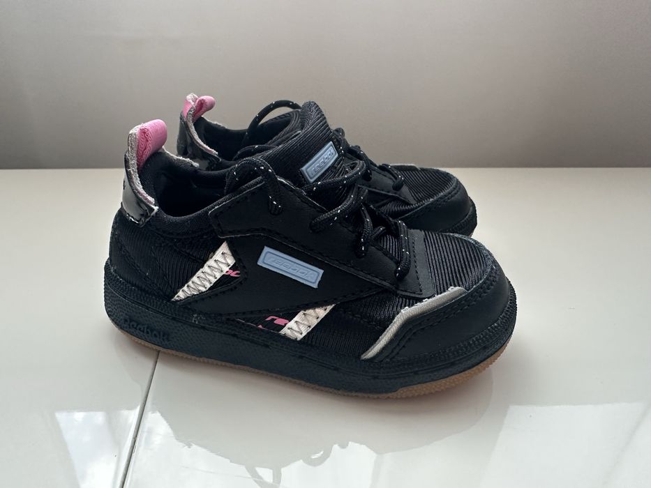 Нови обувки Reebok 19.5 номер