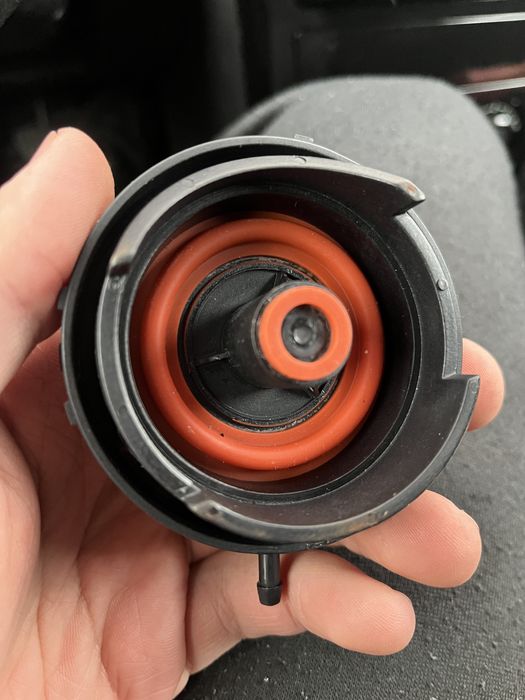 Продам клапан квкг с мембраной на бмв