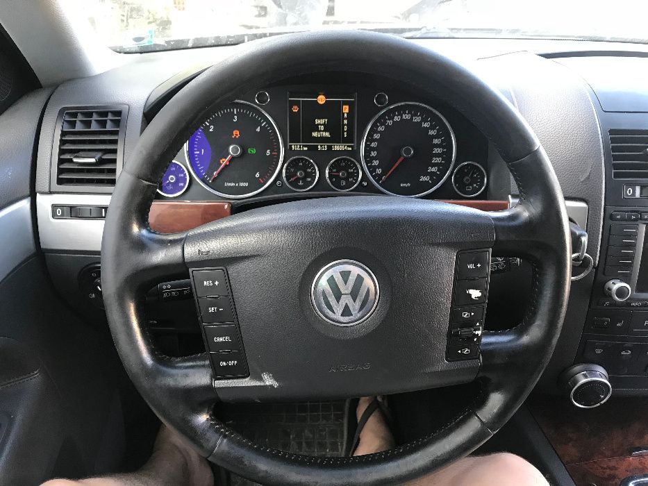 VW Touareg 3.0 на части