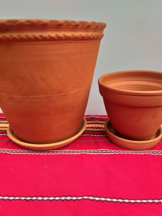 Ръчно изработени саксии