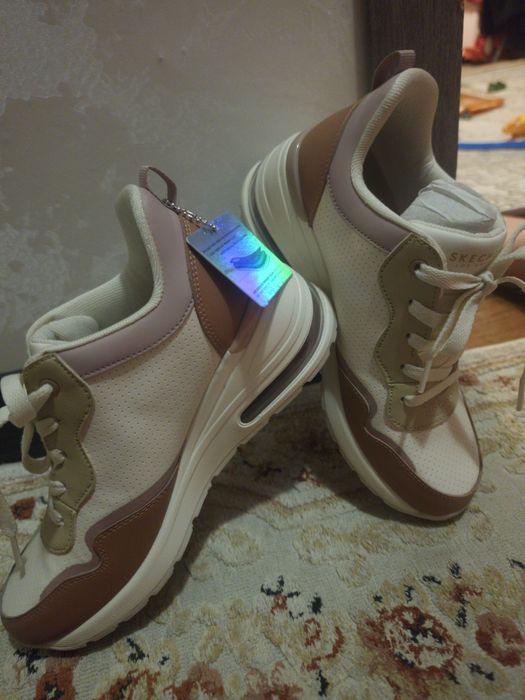 Кроссовки Skechers 38
