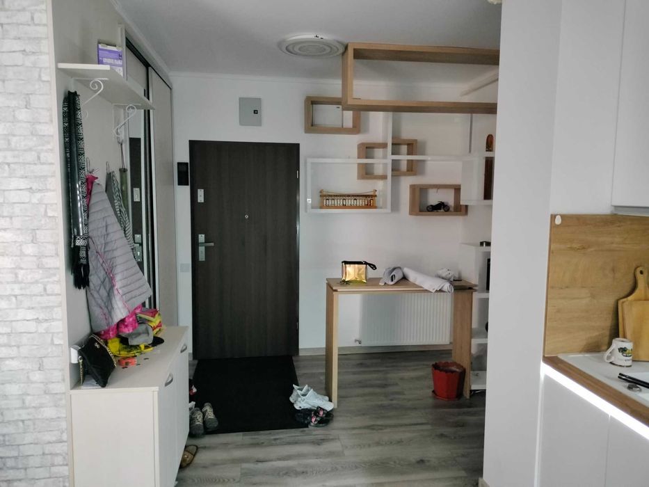 Ofer spre închiriere ap cu o camera Complex Primavera