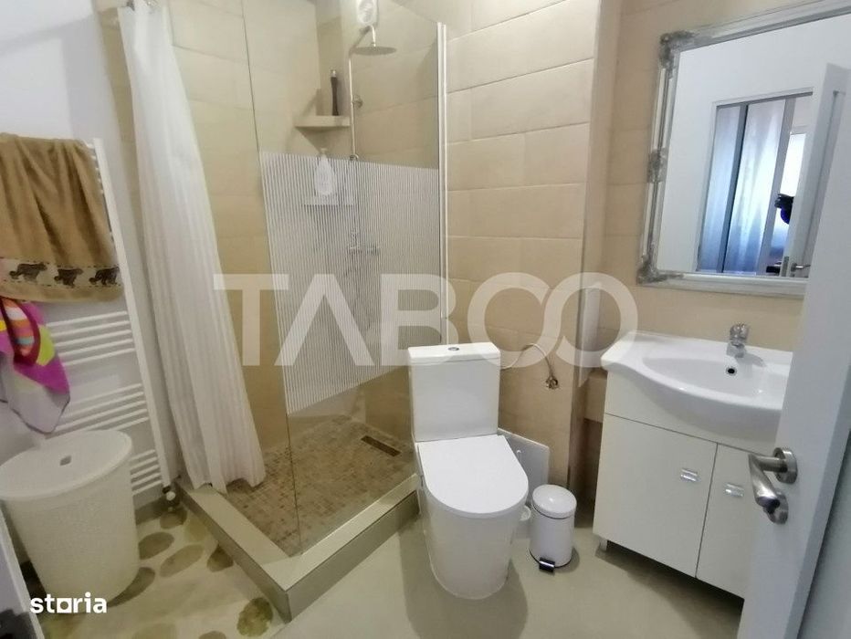 Apartament 3 camere 80 mpu pretabil spatiu comercial zona Strand Sibiu