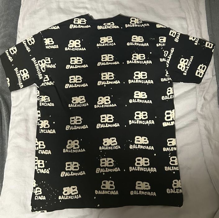 Тениска Balenciaga нова