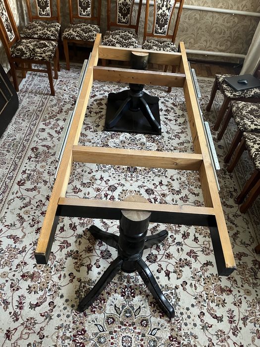 Стол раздвижной в соброном виде 3 мет