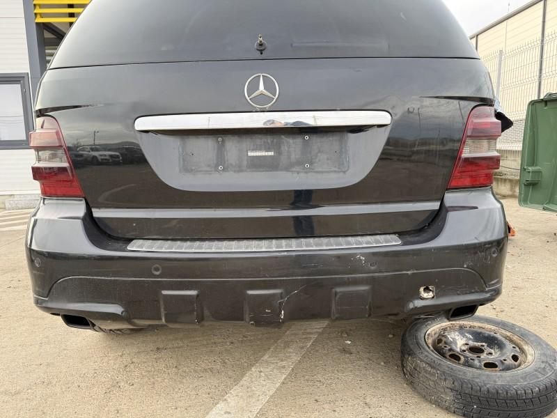 Bara spate cu senzori de parcare Mercedes ML w164 SUV culoare 197 - ne