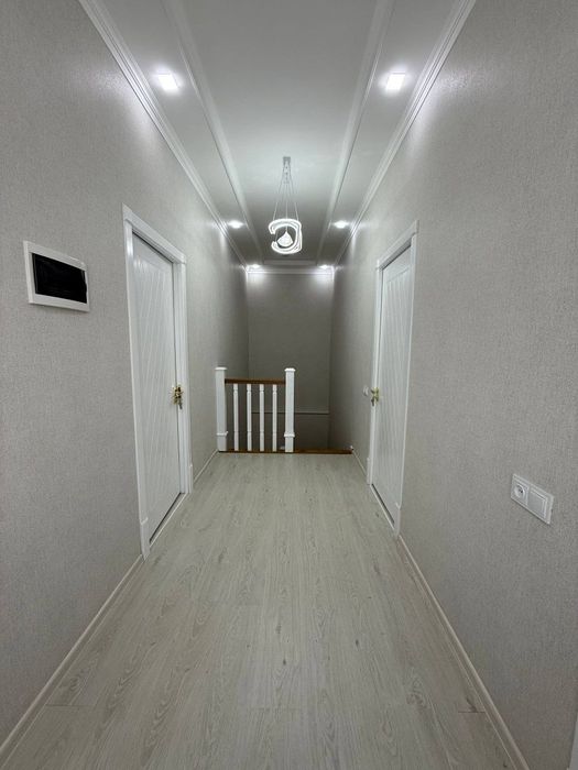 Продаётся дом Сергелинский р-н Ханабад 1.3 сот,ком 6+подвал. Евроремот